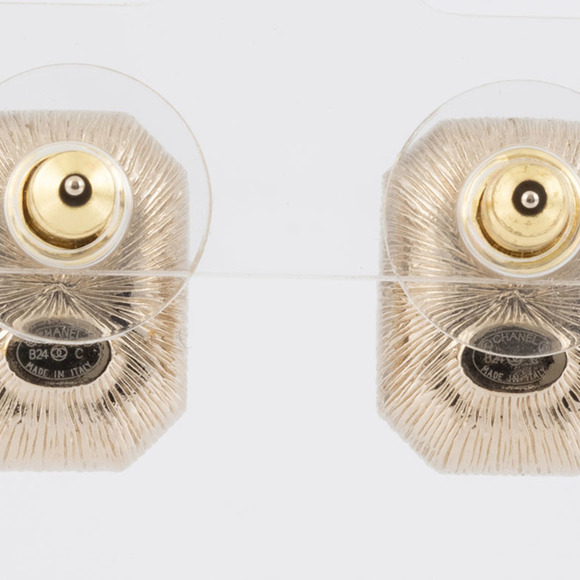 CHANEL Authentic Gold Earrings - Picture 2 of 10